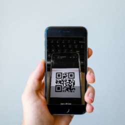 Membuat aplikasi QR Code Scanner menggunakan kotlin